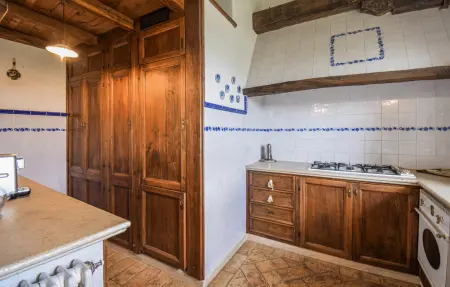 Maison de campagne 10 pers. à Ceri, cheminée & salon double hauteur : photo 6