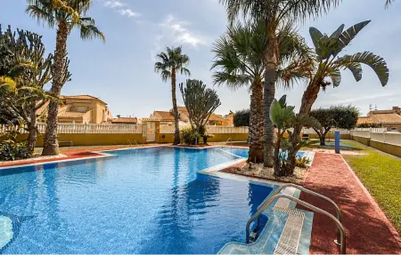 Maison 2 chambres avec piscine à Torrevieja : photo 1