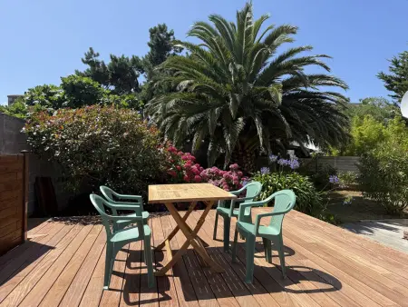 Appartement rénové 3 pers. à 440m de la plage : photo 1