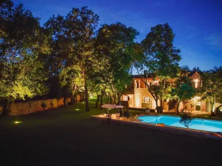 Luxusvilla mit Garten und Pool sowie herrlicher Aussicht : photo 31