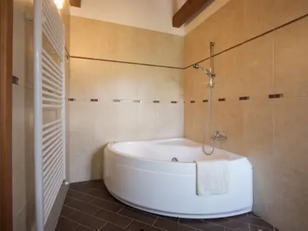Luxusvilla mit Garten und Pool sowie herrlicher Aussicht : photo 49