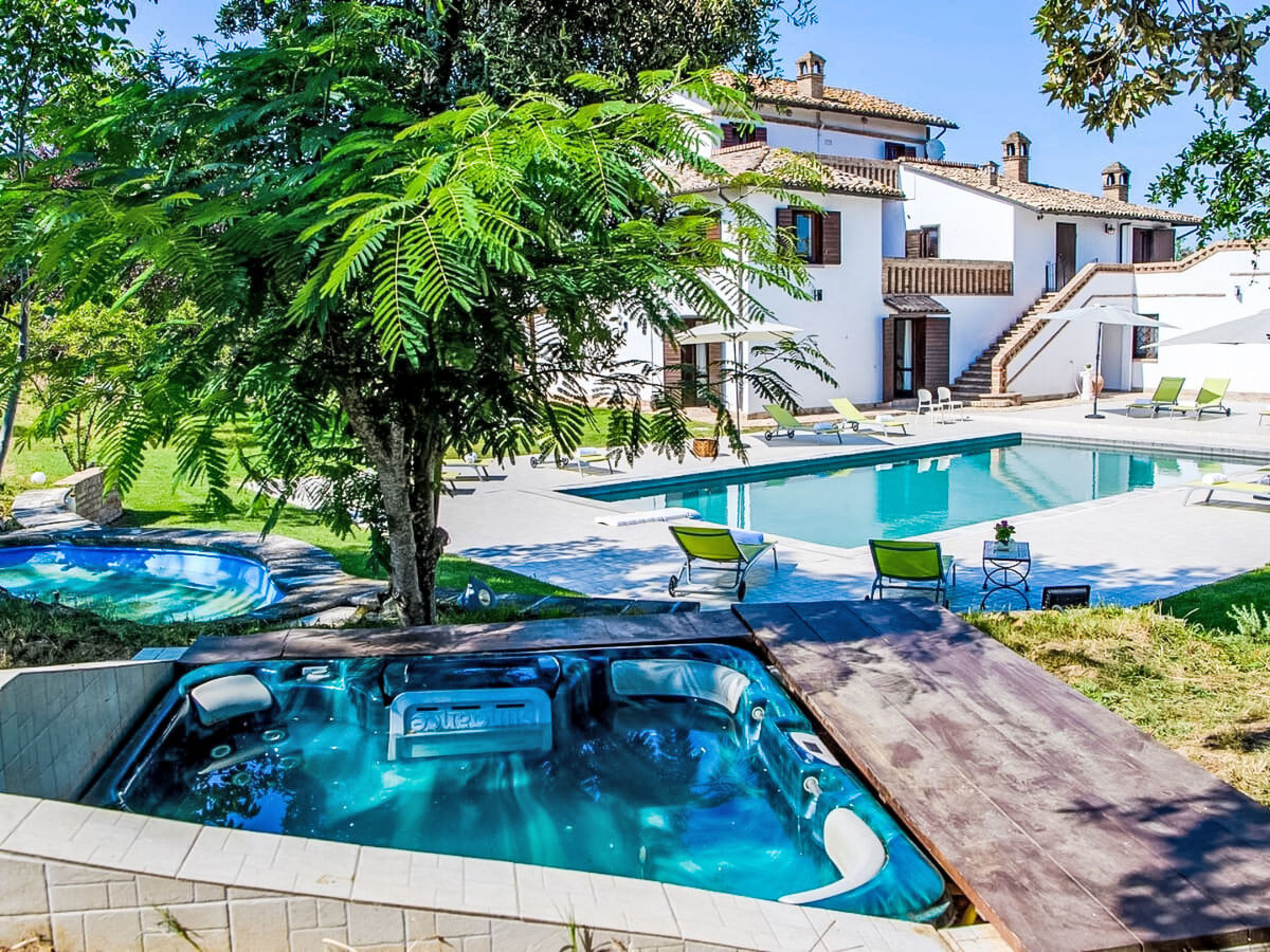 Villa Denise, 13 pers., piscine et vue panoramique - Photo 2