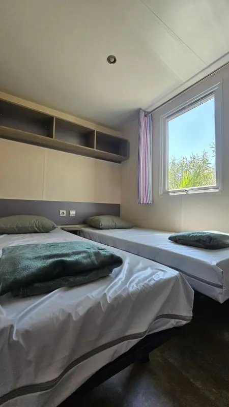 Location bungalow à Vic la Gardiole, Bungalow convivial Vic-la-Gardiole 26 m² piscine