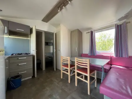 Bungalow convivial Vic-la-Gardiole 26 m², piscine partagée et plage : photo 6
