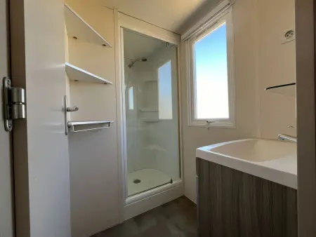 Bungalow convivial Vic-la-Gardiole 26 m², piscine partagée et plage : photo 19
