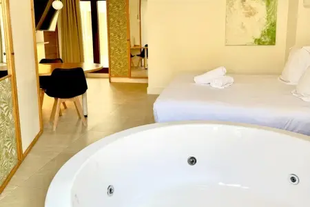 Appartement centre-ville Alicante avec jacuzzi : photo 19