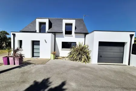 Location maison à Audierne, Villa moderne de 710 m² à 100 m de la plage