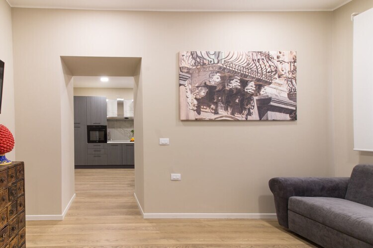 Suite familiale à Catania avec terrasse et équipements complets - Photo 4