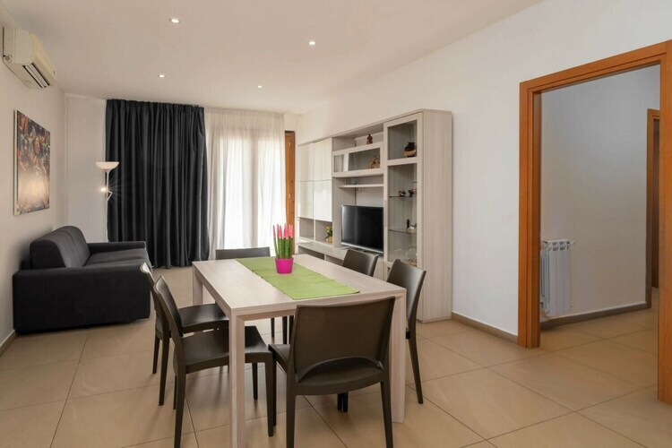 Maison 6 personnes à Catania, 2 chambres, 2 salles de bains - Photo 4