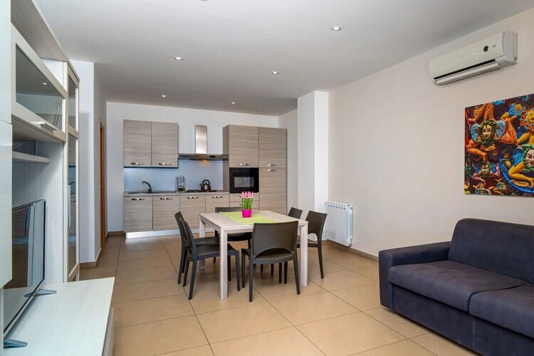 Maison 6 personnes à Catania, 2 chambres, 2 salles de bains - Photo 5