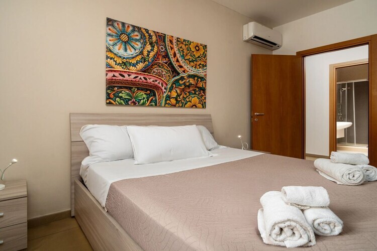 Maison 6 personnes à Catania, 2 chambres, 2 salles de bains - Photo 7