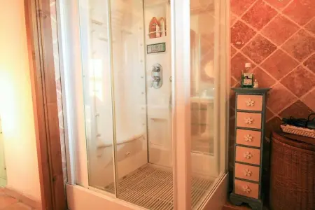 Villa toscane avec piscine débordement à Pari : photo 12