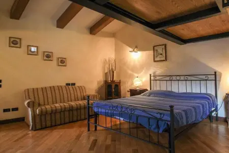 Villa toscane avec piscine débordement à Pari : photo 24