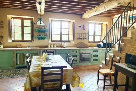 Villa toscane avec piscine débordement à Pari : photo 29