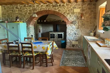 Villa toscane avec piscine débordement à Pari : photo 31