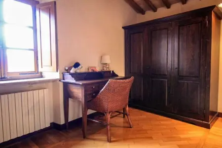 Villa toscane avec piscine débordement à Pari : photo 47