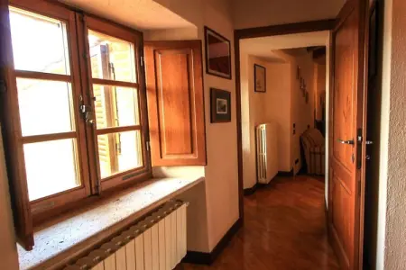 Villa toscane avec piscine débordement à Pari : photo 48