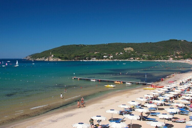 Villa bord de mer avec accès privé à la plage, Procchio - Photo 1