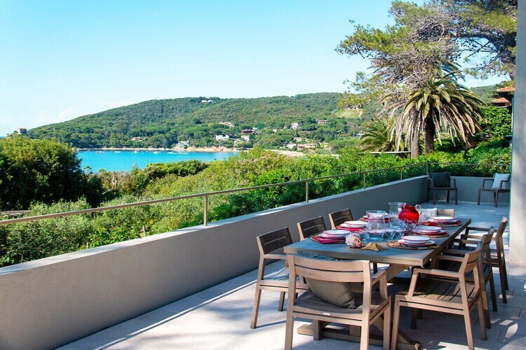 Villa bord de mer avec accès privé à la plage, Procchio - Photo 8