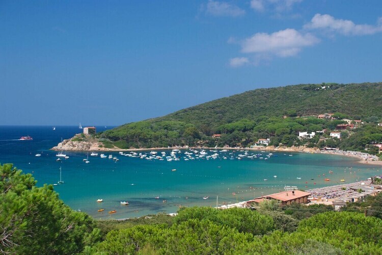 Villa bord de mer avec accès privé à la plage, Procchio - Photo 13