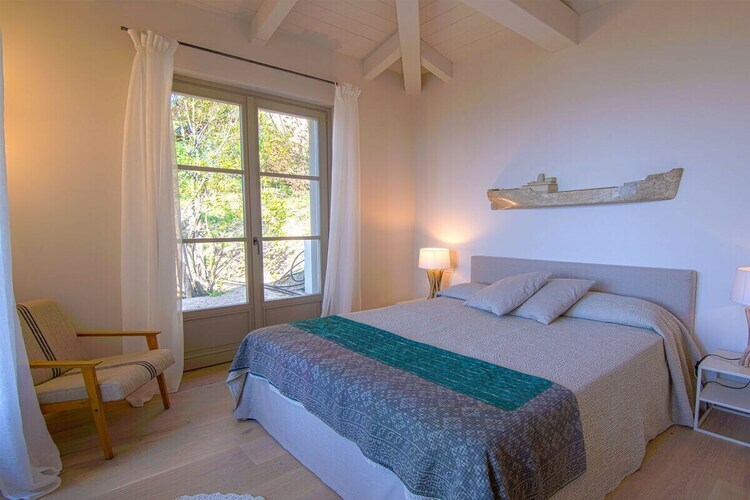 Villa bord de mer avec accès privé à la plage, Procchio - Photo 27