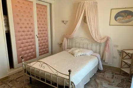 Villa jumelée Marina di Massa, jardin privatif 2 côtés : photo 15