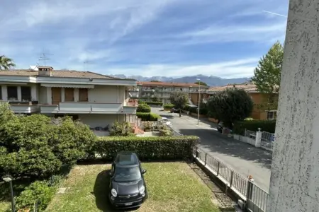 Maison Marina di Massa, balcon vue mer à 250 m plage : photo 4