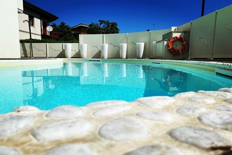 Maison 4 pers. à Desenzano : piscine et plages à 5 min - Photo 4