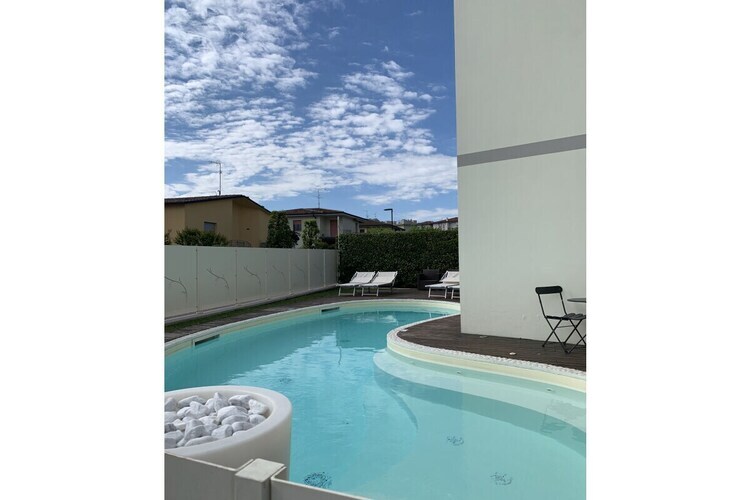 Maison 4 pers. à Desenzano : piscine et plages à 5 min - Photo 5