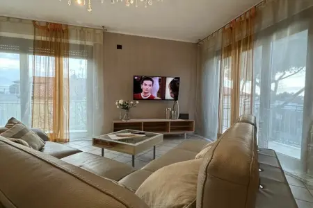Appartement 3 chambres avec jardin et vue mer à Marina di Massa : photo 5