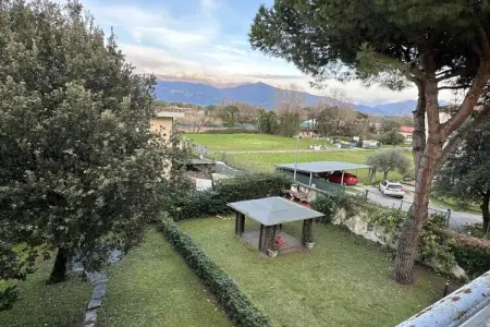 Appartement 3 chambres avec jardin et vue mer à Marina di Massa : photo 18