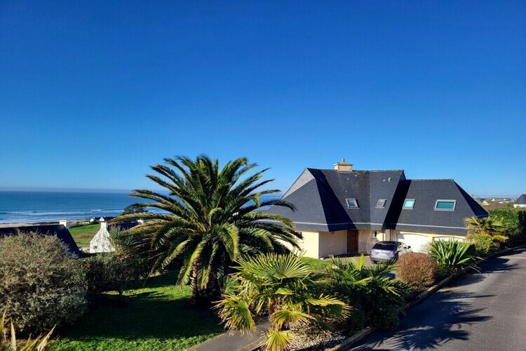 Villa vue mer à Plouhinec, plage à 2 min à pied - Photo 2