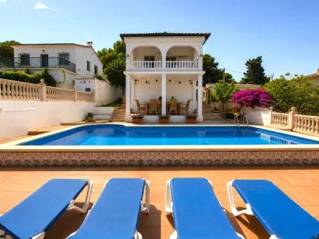 Villa 5 chambres piscine 5x10m La Bisbal del Penedès : photo 2