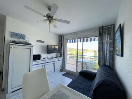 T2 28 m² avec terrasse Ouest au Lavandou : photo 3