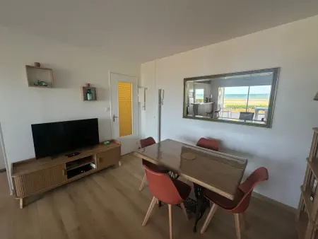 Appartement 2 pièces vue mer avec accès direct plage : photo 5