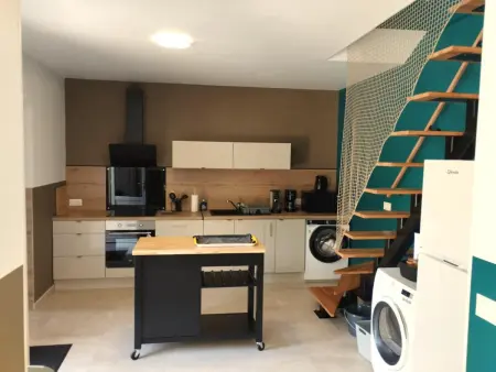 Gîte 8 pers. Sinceny : jardin, terrain de pétanque, clim : photo 4