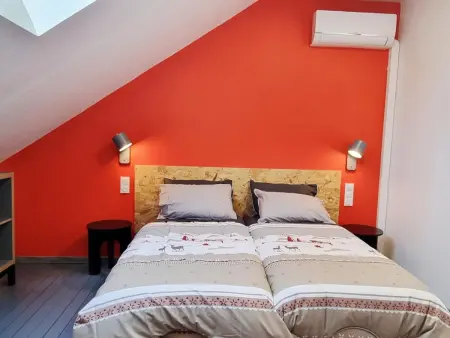 Gîte 8 pers. Sinceny : jardin, terrain de pétanque, clim : photo 21