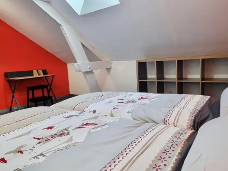 Gîte 8 pers. Sinceny : jardin, terrain de pétanque, clim : photo 22