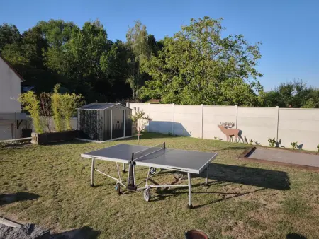 Gîte 8 pers. Sinceny : jardin, terrain de pétanque, clim : photo 25