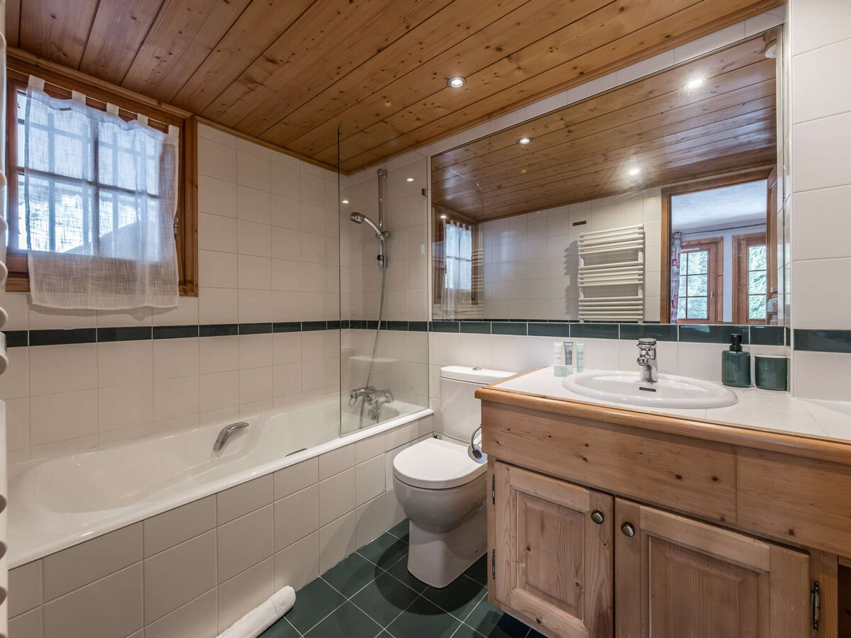 Chalet 190 m² avec terrasse vue exceptionnelle à Courchevel - Photo 11