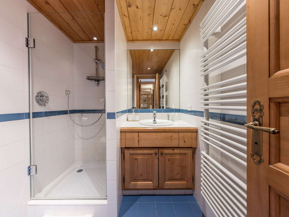 Chalet 190 m² avec terrasse vue exceptionnelle à Courchevel - Photo 15