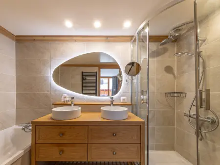 Appartement prestige 122 m² balcon Sud/Est - Val-d'Isère : photo 13