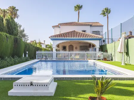 Maison 8 pers. avec piscine privée à Benajarafe