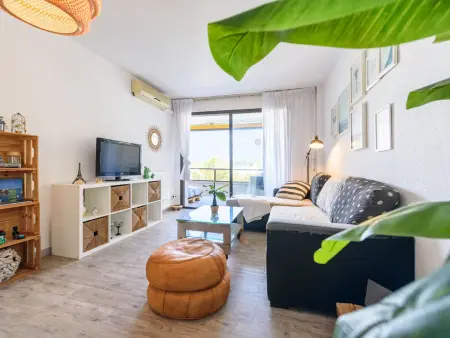 Uolas – Appartement 3 pièces avec terrasse à Salou : photo 2