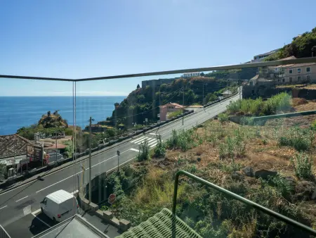 Azure Calheta - Appartement moderne 80 m² vue mer : photo 16