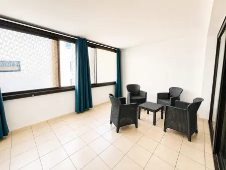 Appartement 75 m² climatisé cœur village, parking - 6 pers. : photo 2
