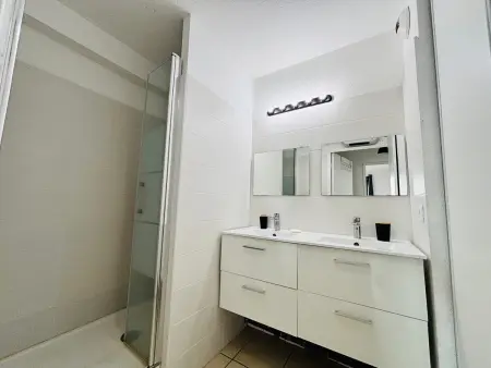 Appartement 75 m² climatisé cœur village, parking - 6 pers. : photo 5
