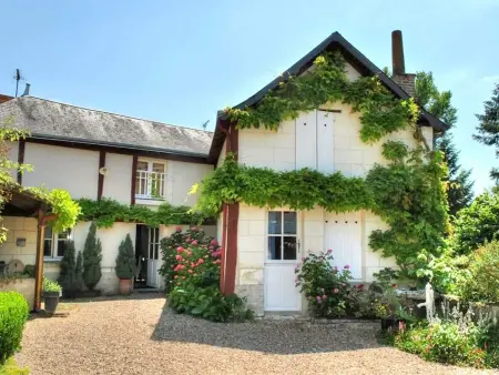 Maison tourangelle restaurée, jardin 700 m² - Luzillé : photo 1