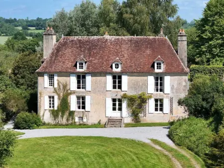 Manoir du 18e siècle, 15 pers., parc 4 hectares : photo 1