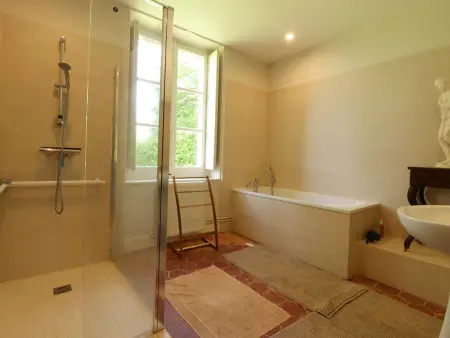 Manoir du 18e siècle, 15 pers., parc 4 hectares : photo 17